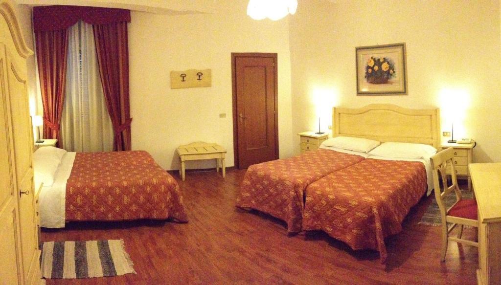 Hotel Umbria Perugia Habitación foto